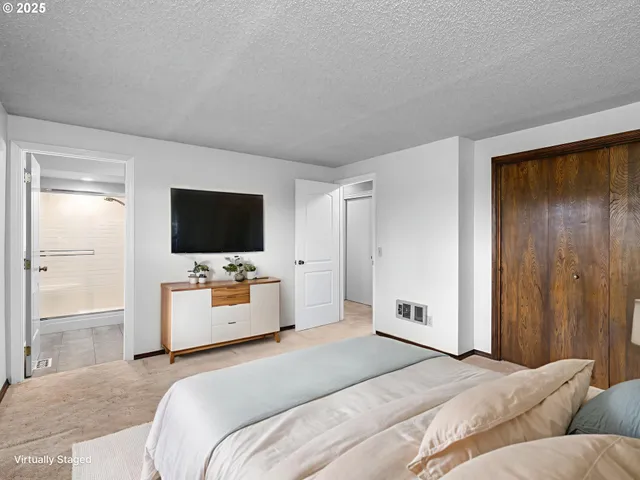 $517,000 | 555 Southwest 7th Street, Gresham, OR 97080