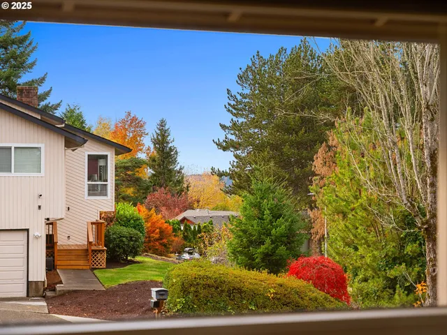 $517,000 | 555 Southwest 7th Street, Gresham, OR 97080