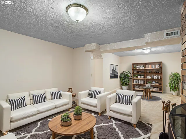 $517,000 | 555 Southwest 7th Street, Gresham, OR 97080