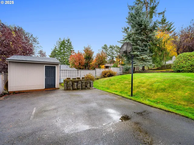 $517,000 | 555 Southwest 7th Street, Gresham, OR 97080