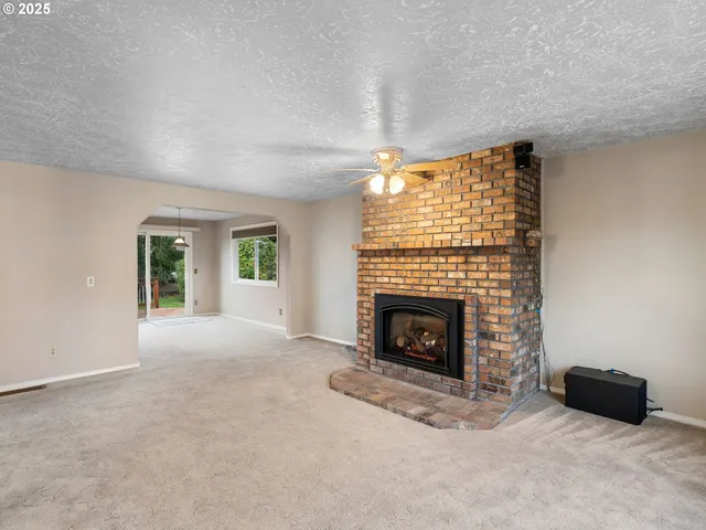 $517,000 | 555 Southwest 7th Street, Gresham, OR 97080