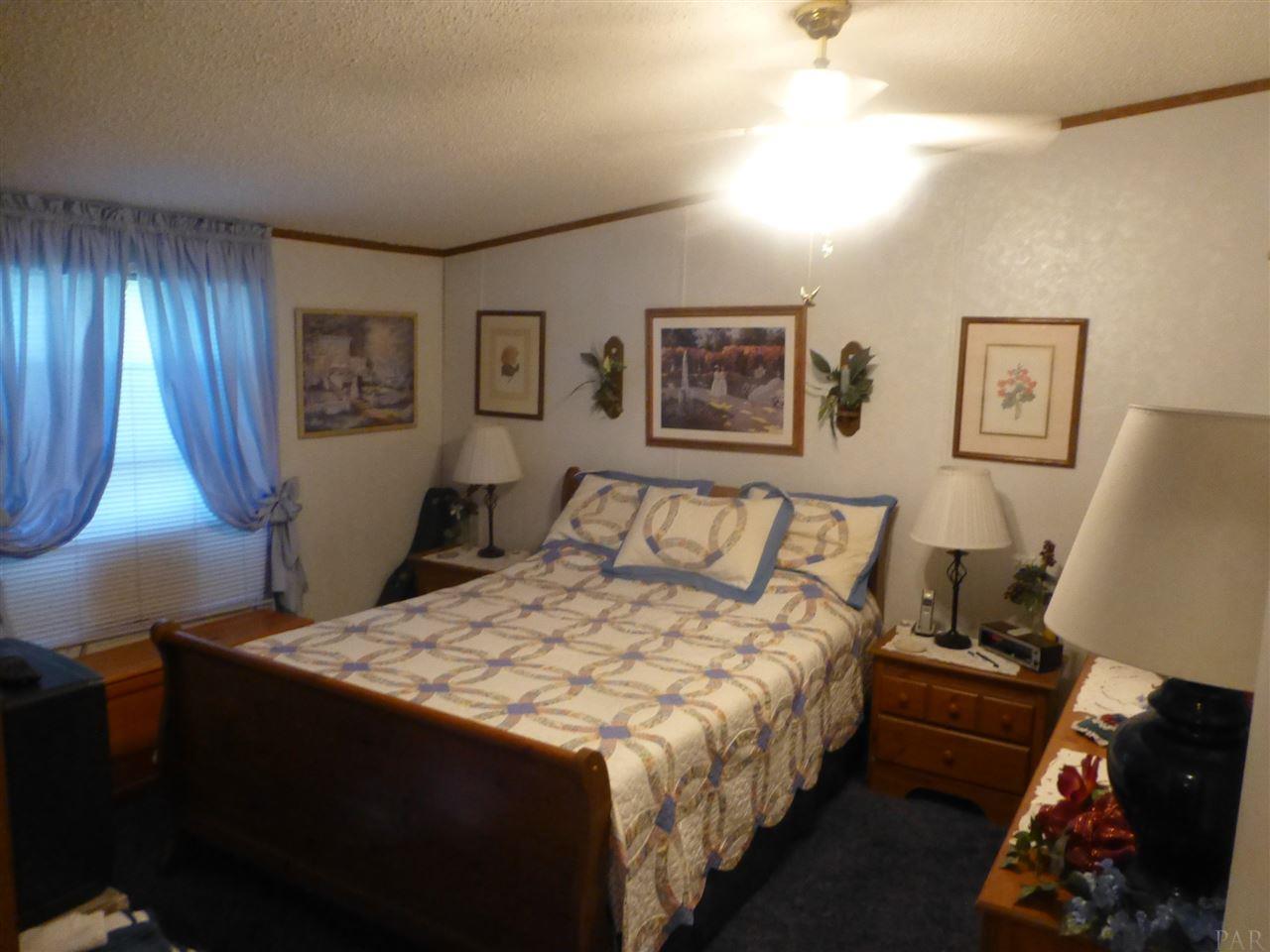 4880 Carl Booker Road Milton, FL 32583 - Photo 10 of 30 Gallery Image 10