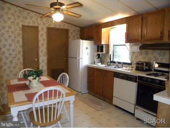37192 Pinewood Road Ocean View, DE 19970 - Photo 6 of 24 Gallery Image 6
