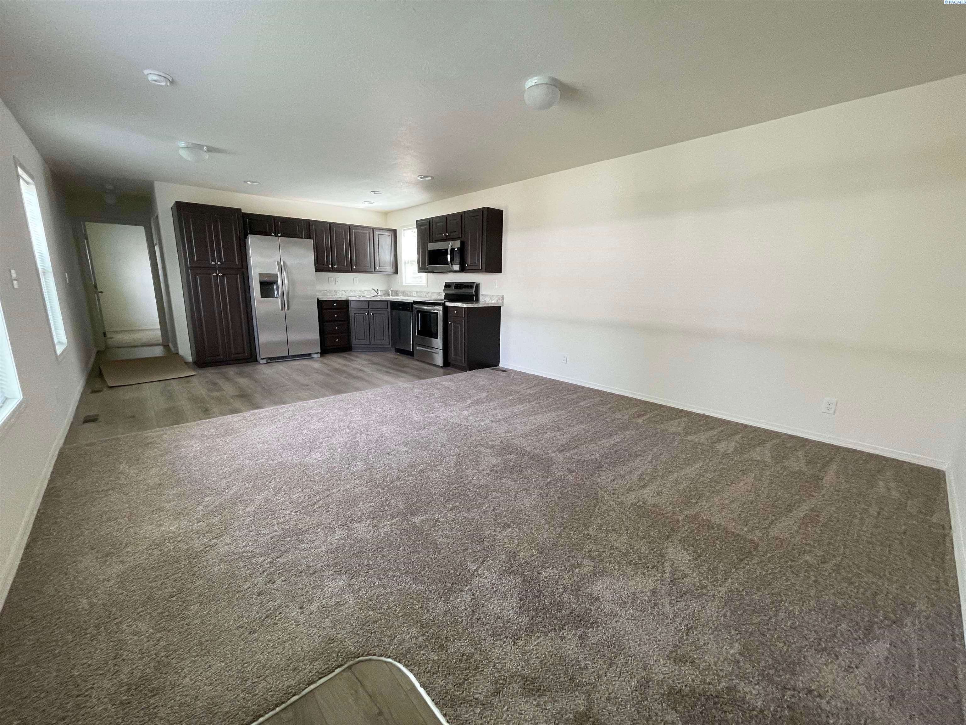 203106 East Bowles Road Kennewick, WA 99337 - Photo 7 of 18 Gallery Image 7