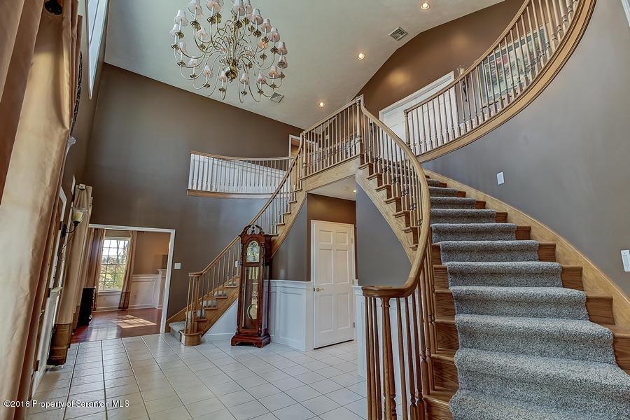 360 Upper Demunds Road Dallas, PA 18612 - Photo 6 of 40 a view of entryway