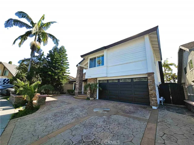 $6,400 | 25496 Coral Wood Street, Lake Forest, CA 92630