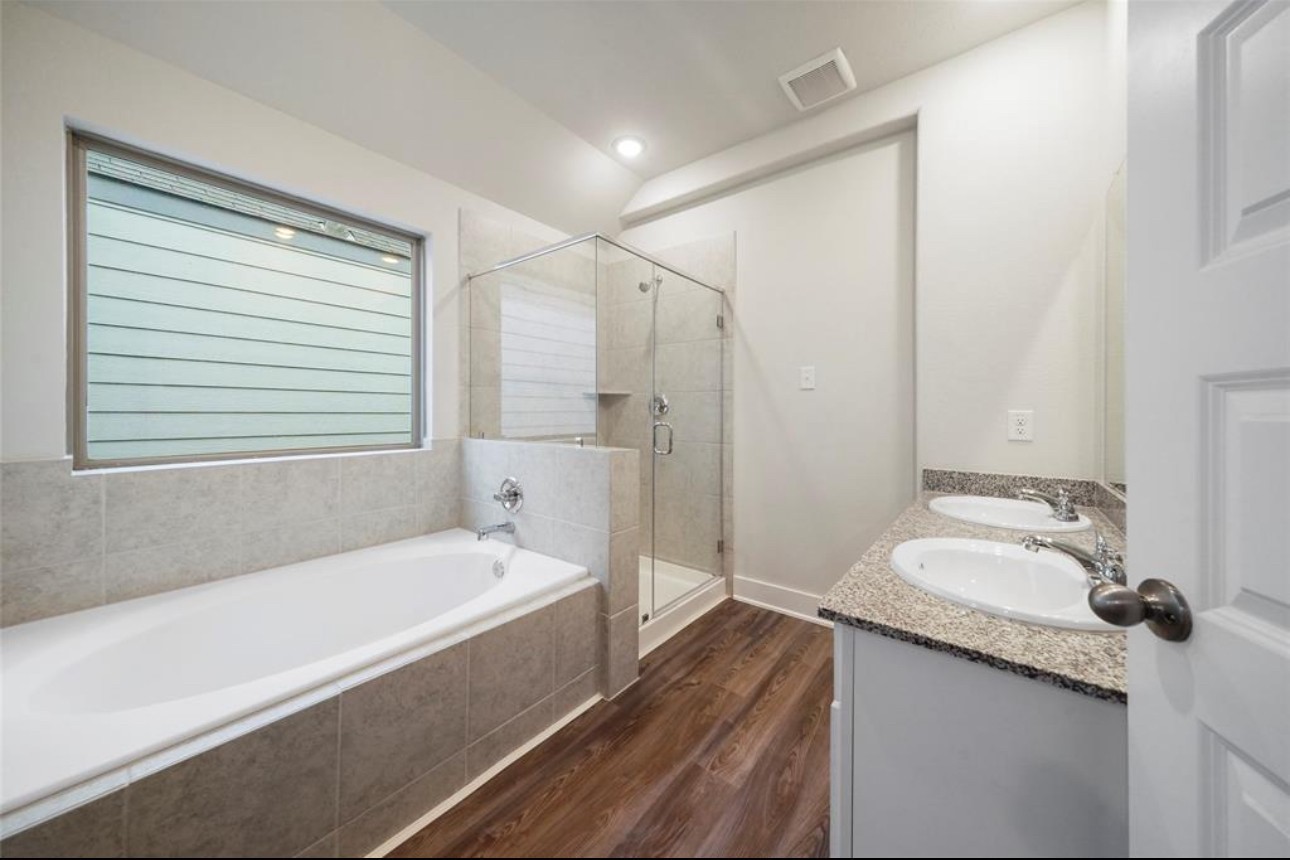4010 Cusco Lane Houston, TX 77045 - Photo 4 of 4