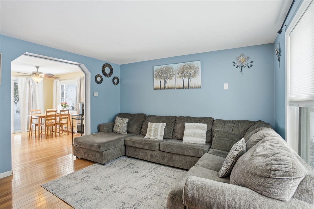 66 Buttonwood Avenue Sutton, MA 01590 - Photo 4 of 42 a living room with furniture and a couch