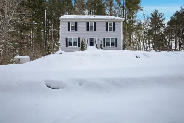 $600,000 | 66 Buttonwood Avenue, Sutton, MA 01590