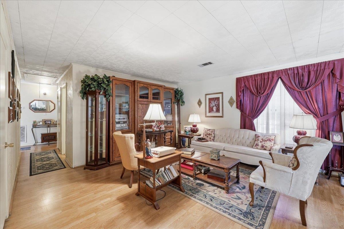 3407 Old Kountze Road Silsbee, TX 77656 - Photo 11 of 49