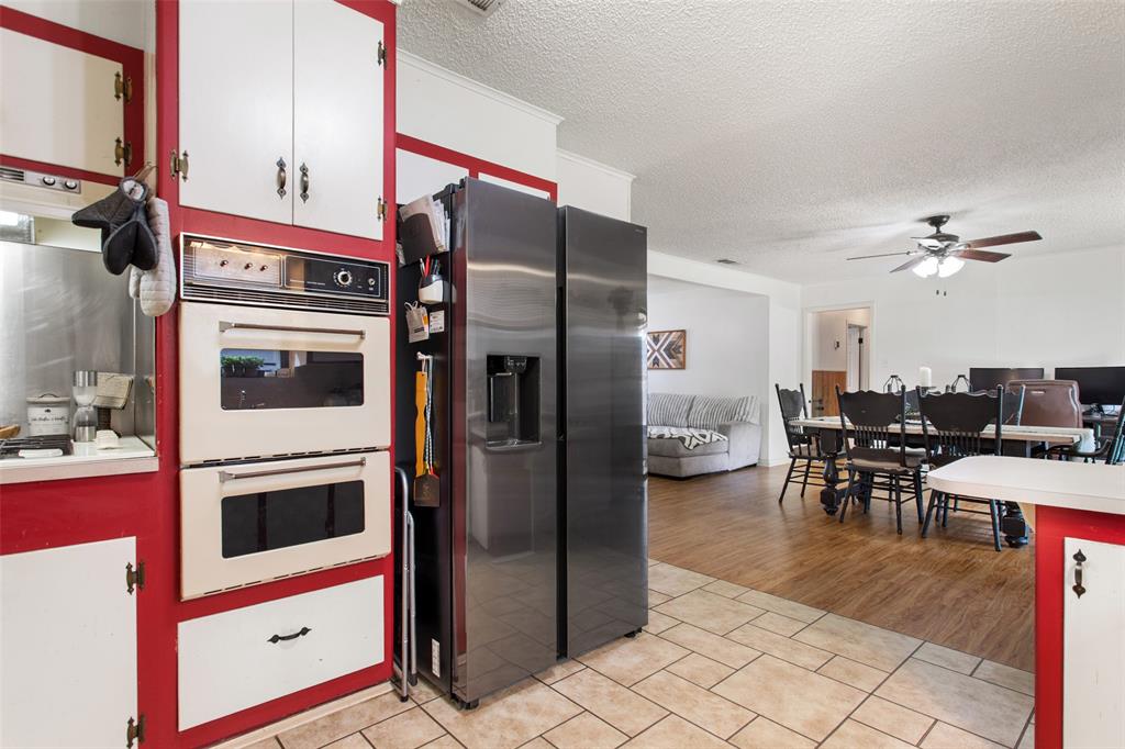 208 Dancer Drive Longview, TX 75604 - Photo 10 of 37