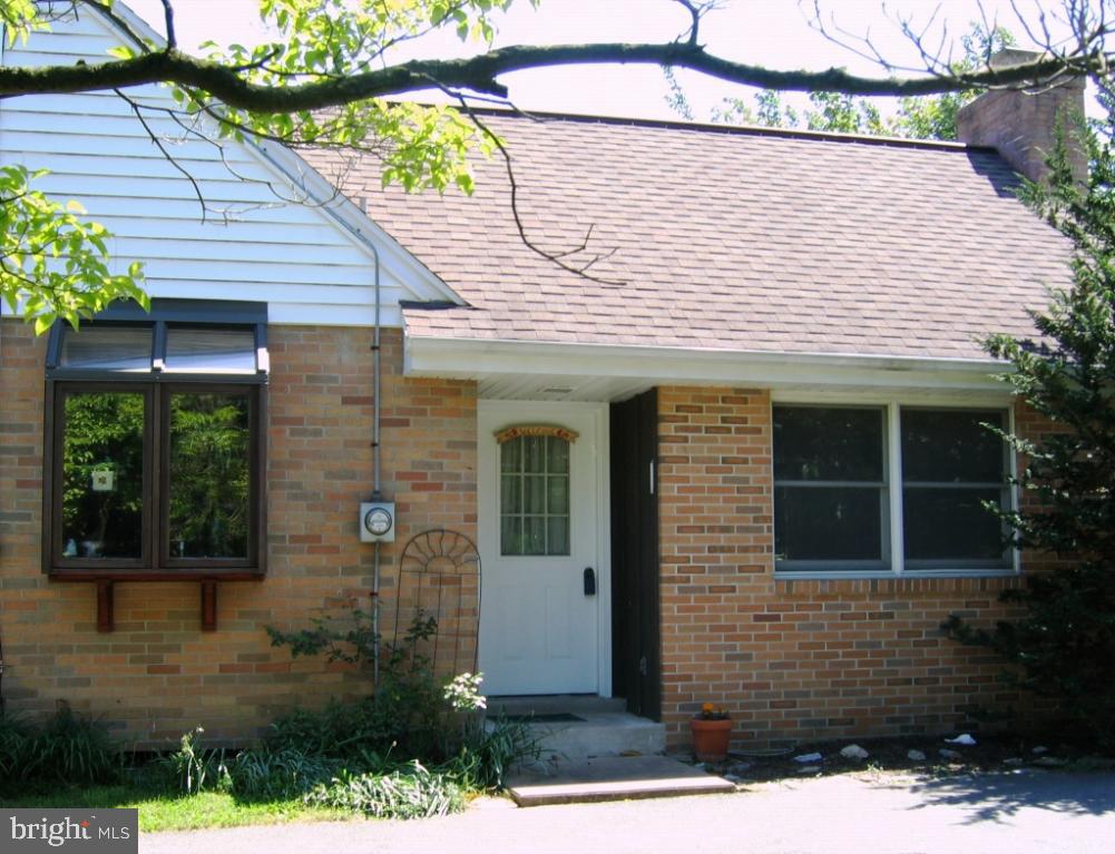 1500 Graystone Road Manheim, PA 17545 - Photo 3 of 24 Gallery Image 3
