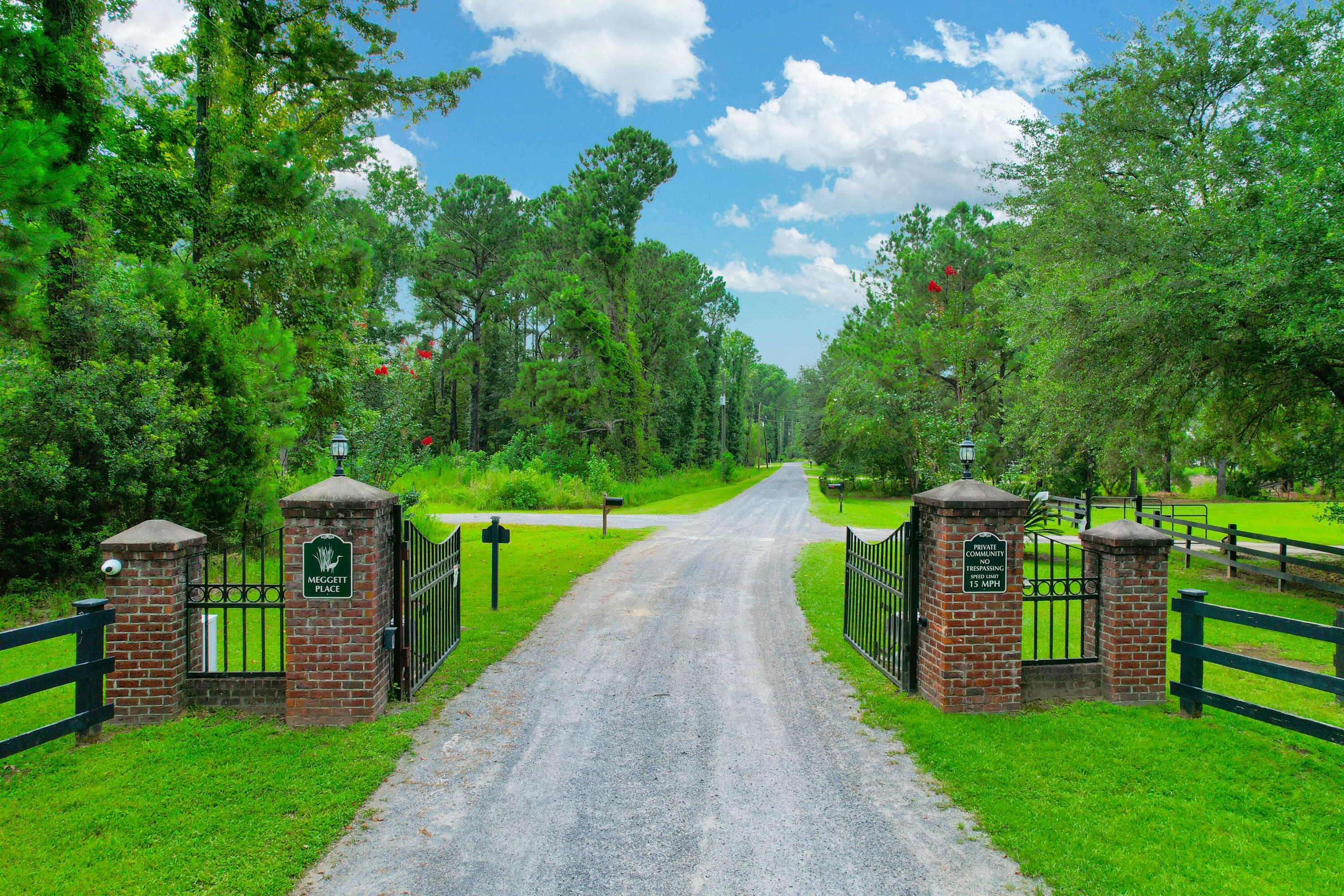 4760 Walking Horse Road Meggett, SC 29449 - Photo 44 of 44 Gated Entrance