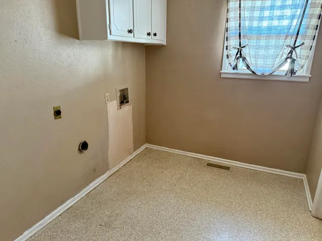 a bathroom with a toilet