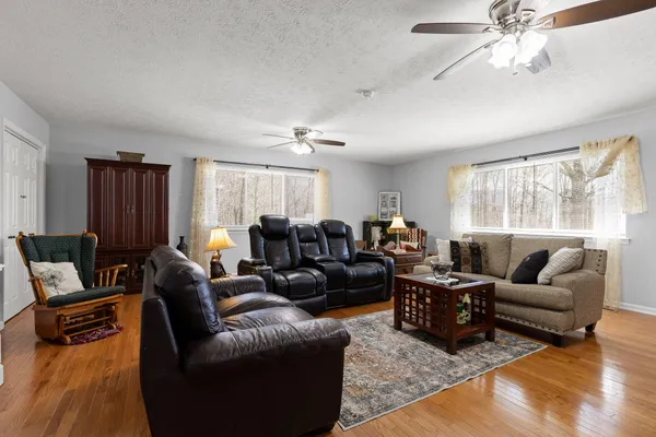 $365,000 | 310 Daniels Road, Trenton, GA 30752
