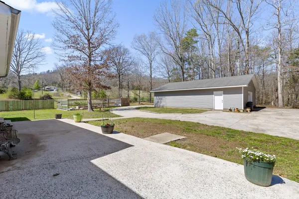 $365,000 | 310 Daniels Road, Trenton, GA 30752