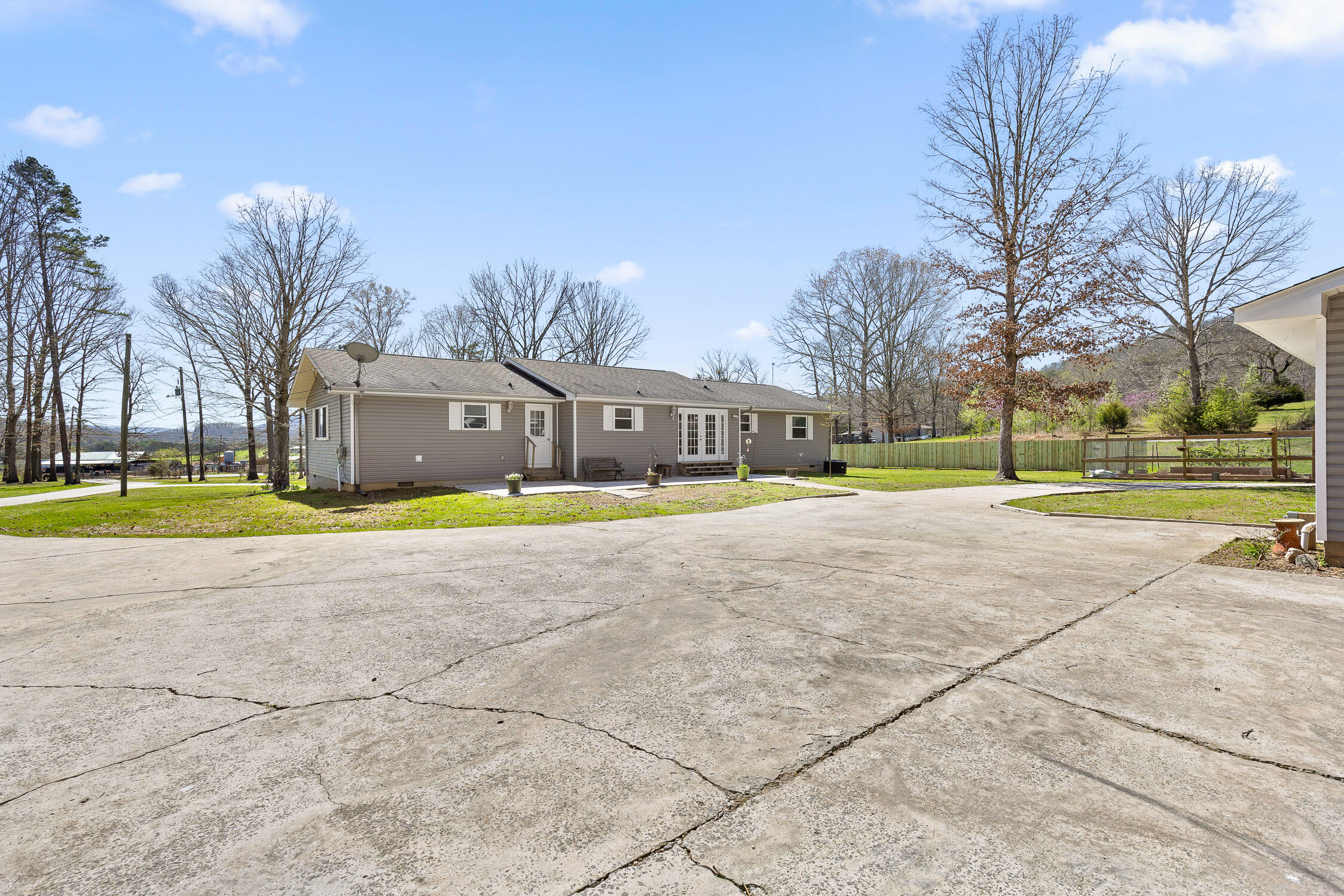 310 Daniels Road Trenton, GA 30752 - Photo 39 of 54 48-Daniels-47