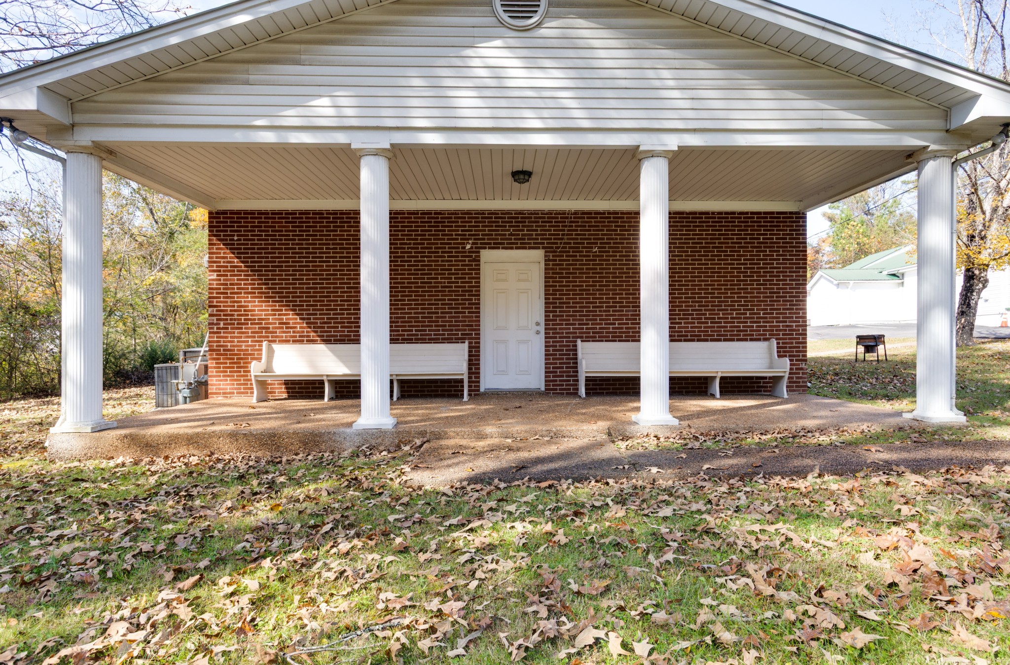 4479 Highway 100 Lyles, TN 37098 - Photo 6 of 13