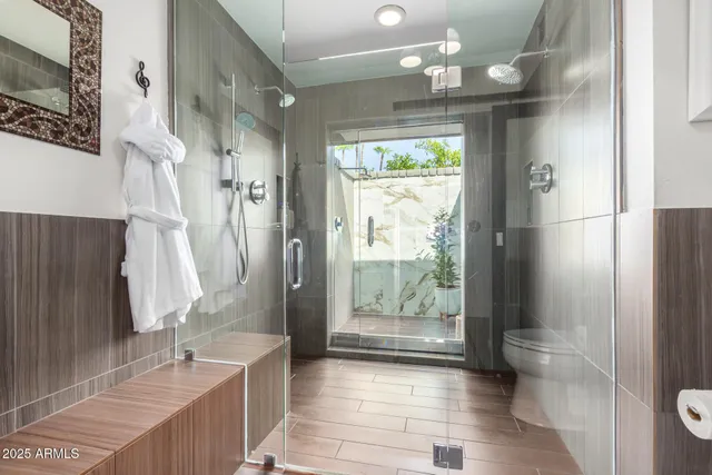 $8,500 | 2909 East Las Rocas Drive, Phoenix, AZ 85028