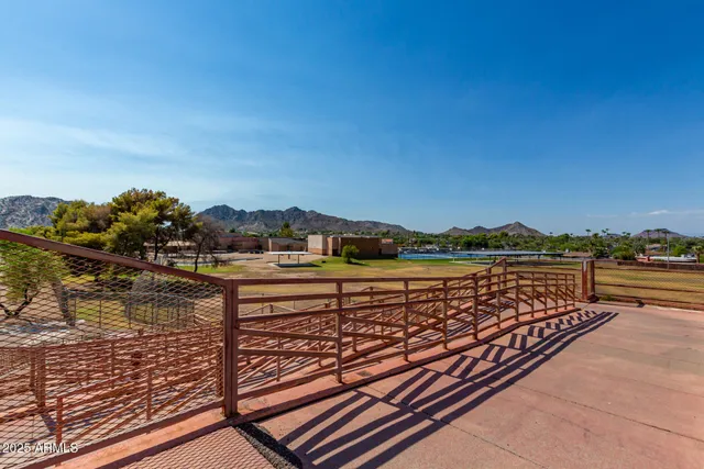 $8,500 | 2909 East Las Rocas Drive, Phoenix, AZ 85028