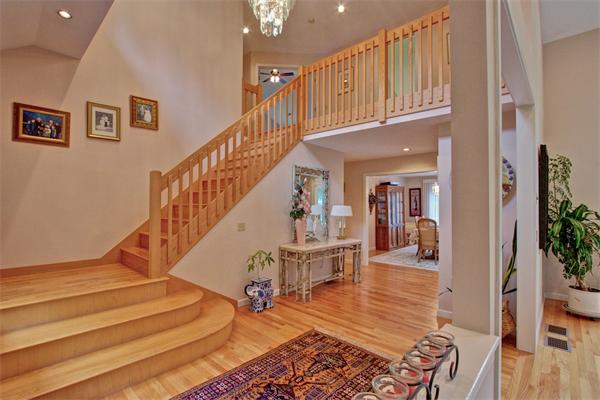 236 Belknap Road Framingham, MA 01701 - Photo 3 of 30 Gallery Image 3