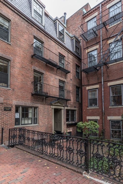 3 River St Place Boston, MA 02114 - Photo 22 of 28