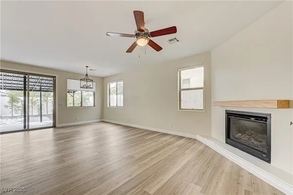 $2,950 | 9475 McCombs Street, Las Vegas, NV 89123