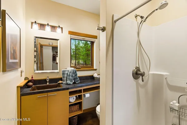 $1,285,000 | 19712 North Cottagewood Lane, Rathdrum, ID 83858