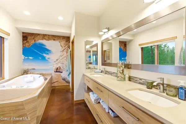 $1,285,000 | 19712 North Cottagewood Lane, Rathdrum, ID 83858