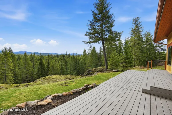$1,285,000 | 19712 North Cottagewood Lane, Rathdrum, ID 83858