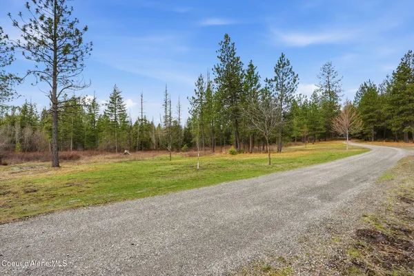 $1,285,000 | 19712 North Cottagewood Lane, Rathdrum, ID 83858