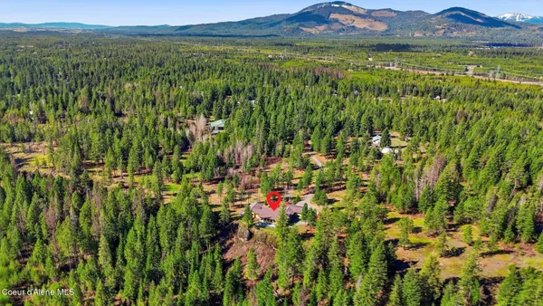 $1,285,000 | 19712 North Cottagewood Lane, Rathdrum, ID 83858