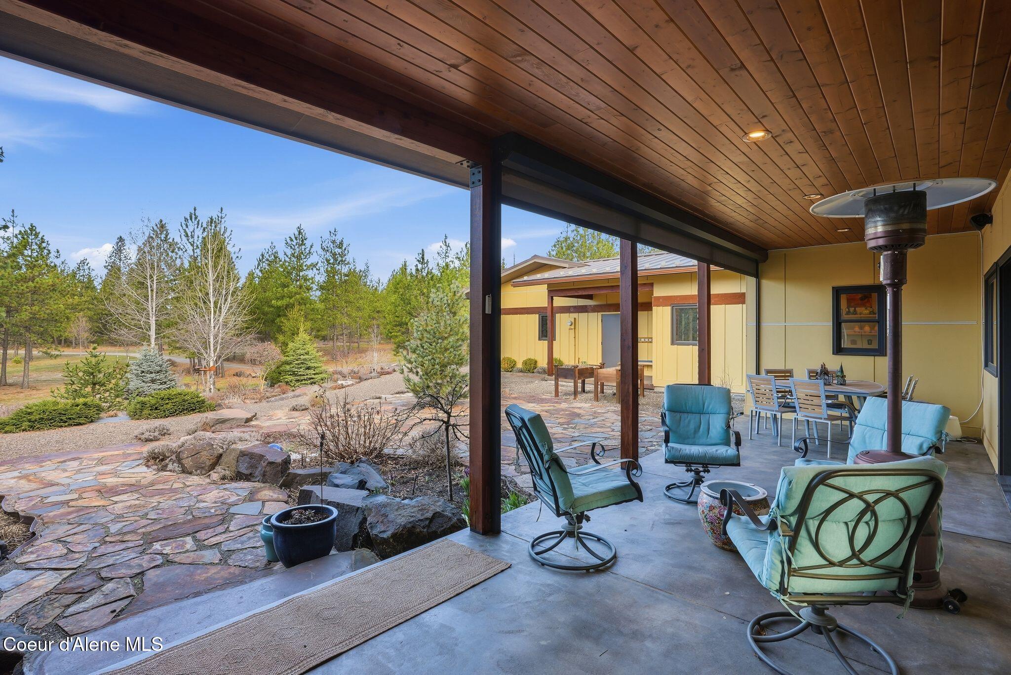 19712 North Cottagewood Lane Rathdrum, ID 83858 - Photo 5 of 40 18_Inside-Media-Cottagewood New-14