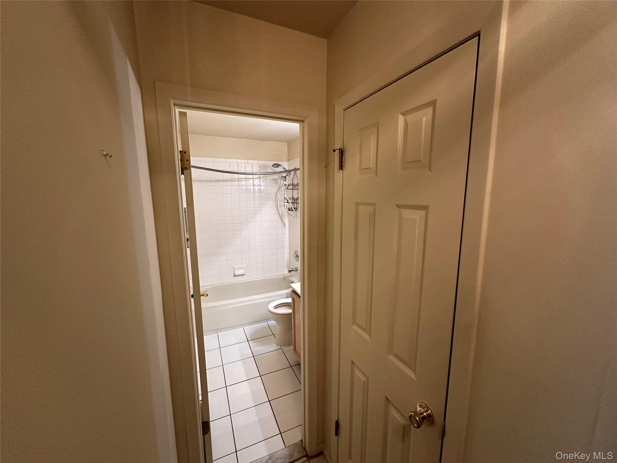 89 Rabbit Run Manorville, NY 11949 - Photo 8 of 16