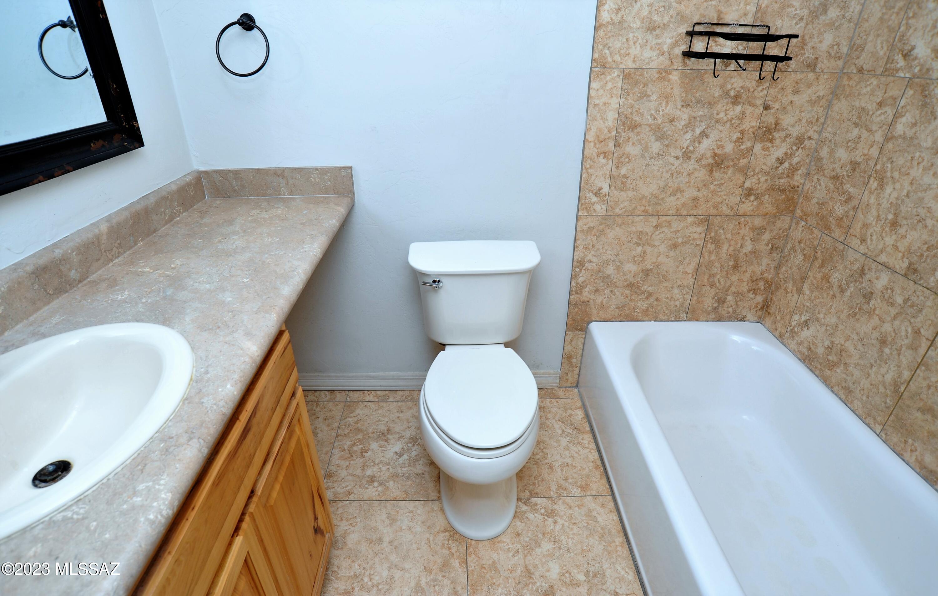 2749 West Anklam Road, Unit D Tucson, AZ 85745 - Photo 23 of 36 Gallery Image 23