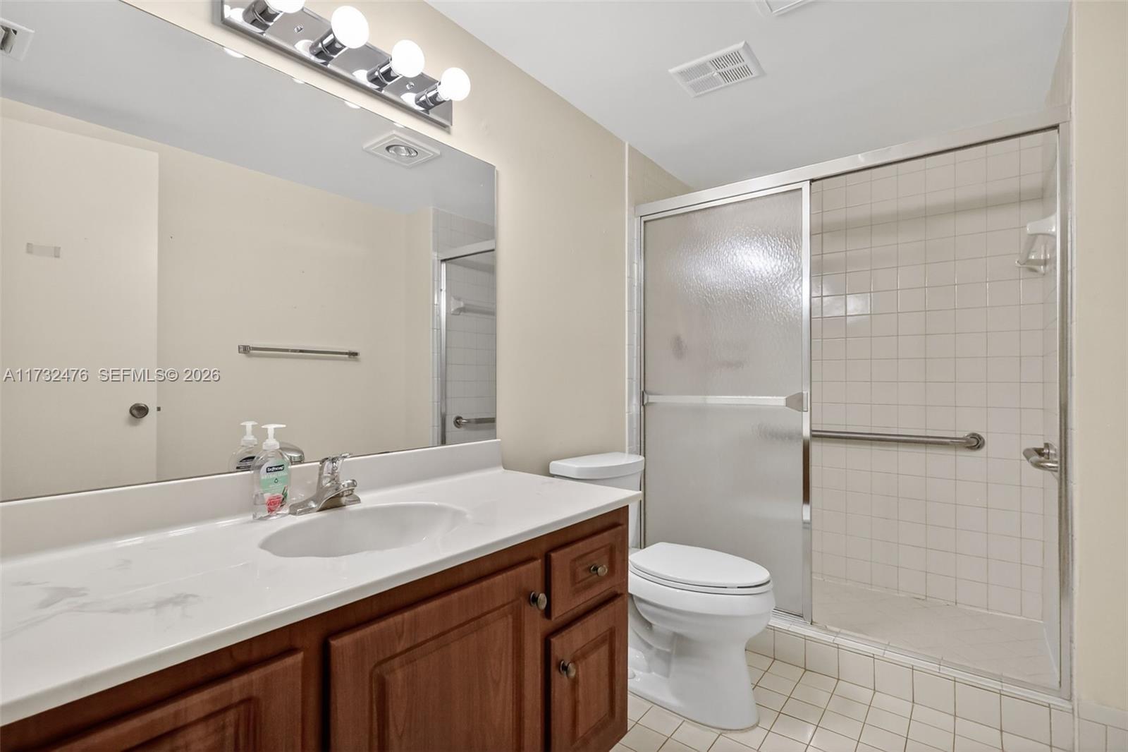 481 Ives Dairy Road, Unit 1054 Miami, FL 33179 - Photo 13 of 36