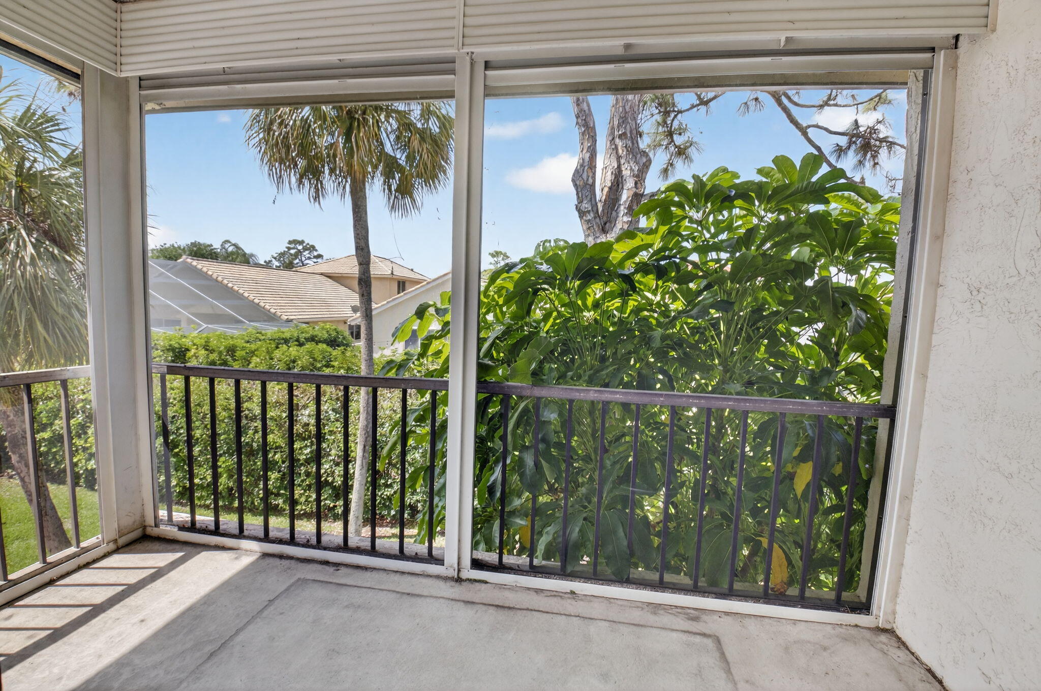 21691 Cypress Road, Unit 16B Boca Raton, FL 33433 - Photo 26 of 36 18-web-or-mls-DSC_1752