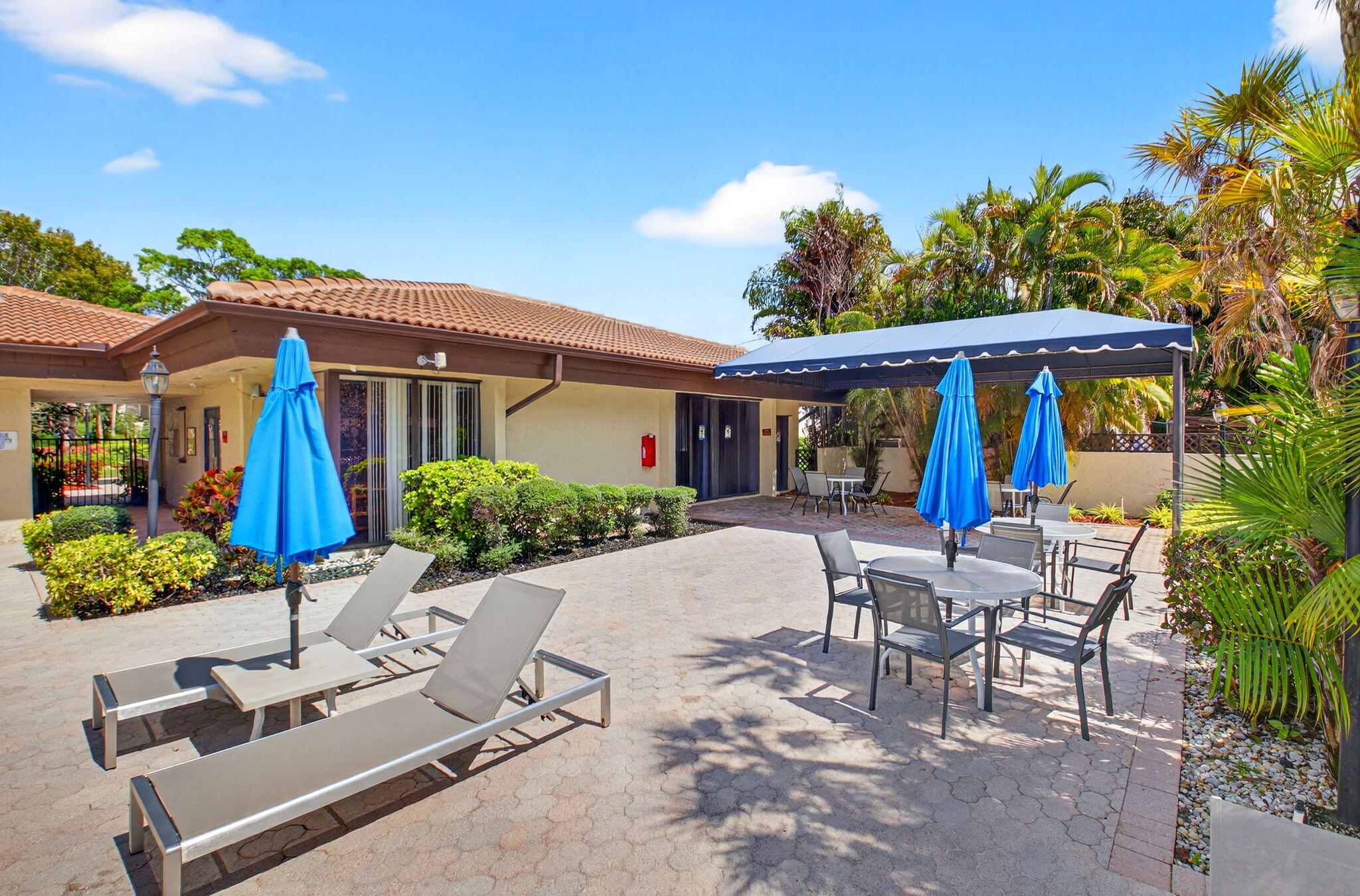 21691 Cypress Road, Unit 16B Boca Raton, FL 33433 - Photo 32 of 36 36-web-or-mls-DSC_1848