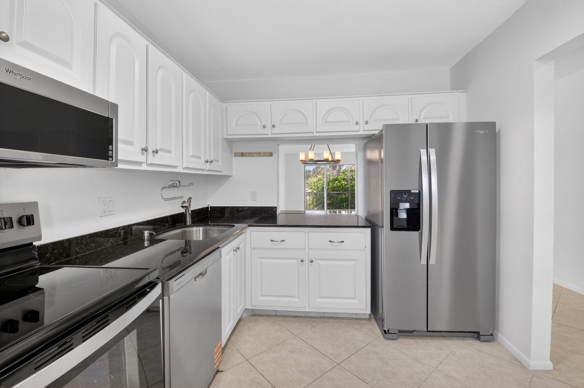 21691 Cypress Road, Unit 16B Boca Raton, FL 33433 - Photo 7 of 36 9-web-or-mls-DSC_1703