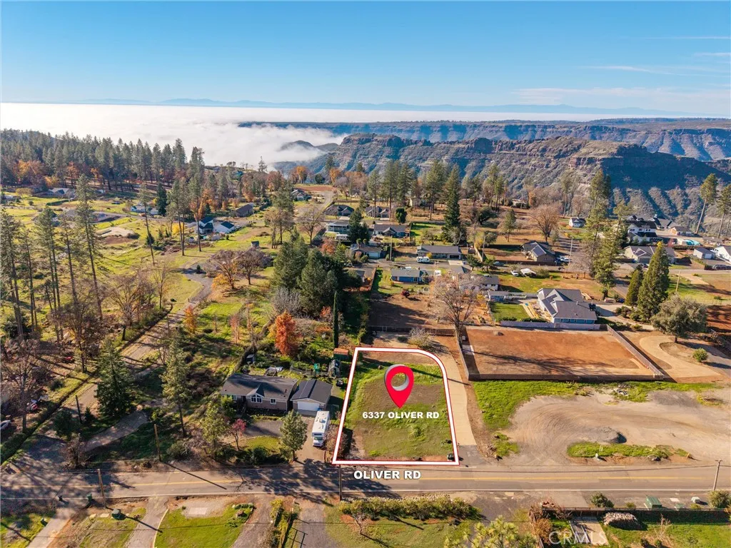 6337 Oliver Road Paradise, CA 95969 - Photo 3 of 21 a view of a city