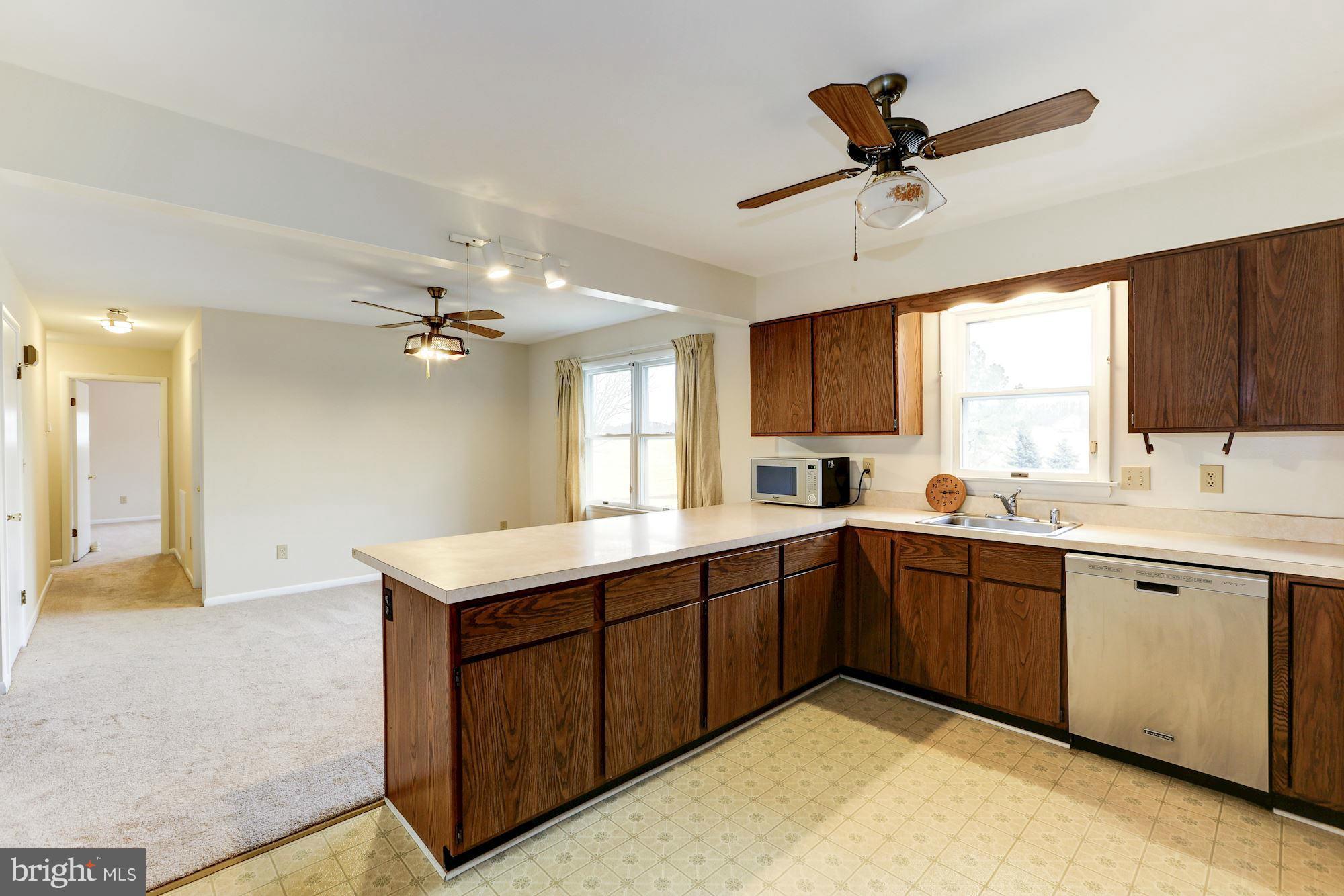 16015 West Old Baltimore Road Boyds, MD 20841 - Photo 9 of 24 Kitchen