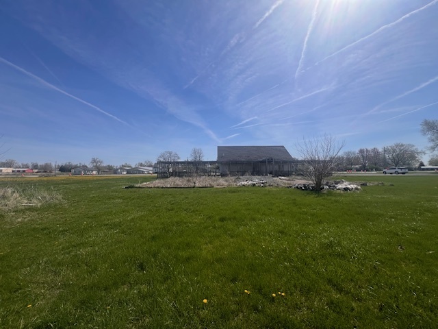 100 South 4th Street Wapella, IL 61777 - Photo 8 of 16 a view of a lush green field