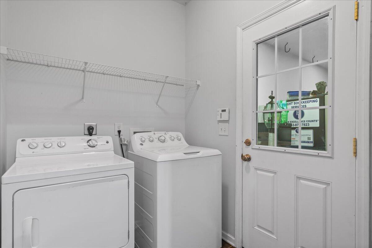 268 Westbrooke Road Summerville, SC 29486 - Photo 17 of 23 laundry