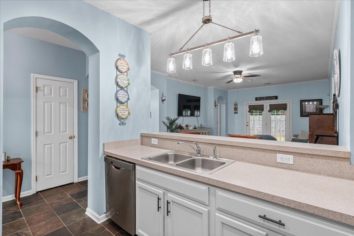 268 Westbrooke Road Summerville, SC 29486 - Photo 7 of 23 kitchen