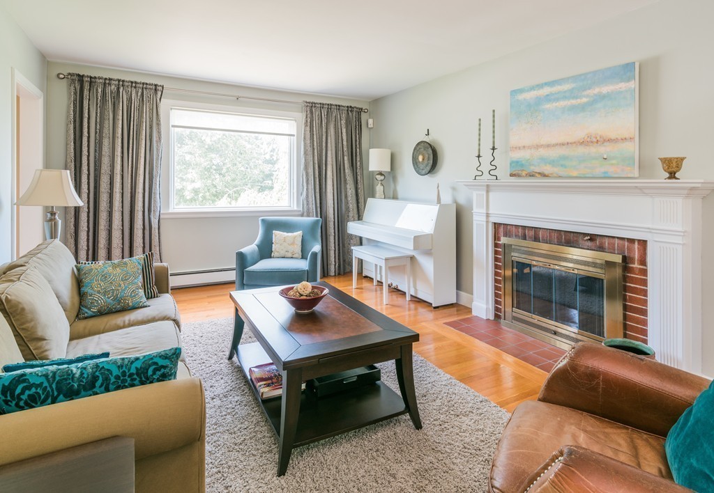 49 Sunset Hill Road Boston, MA 02132 - Photo 11 of 19 Gallery Image 11