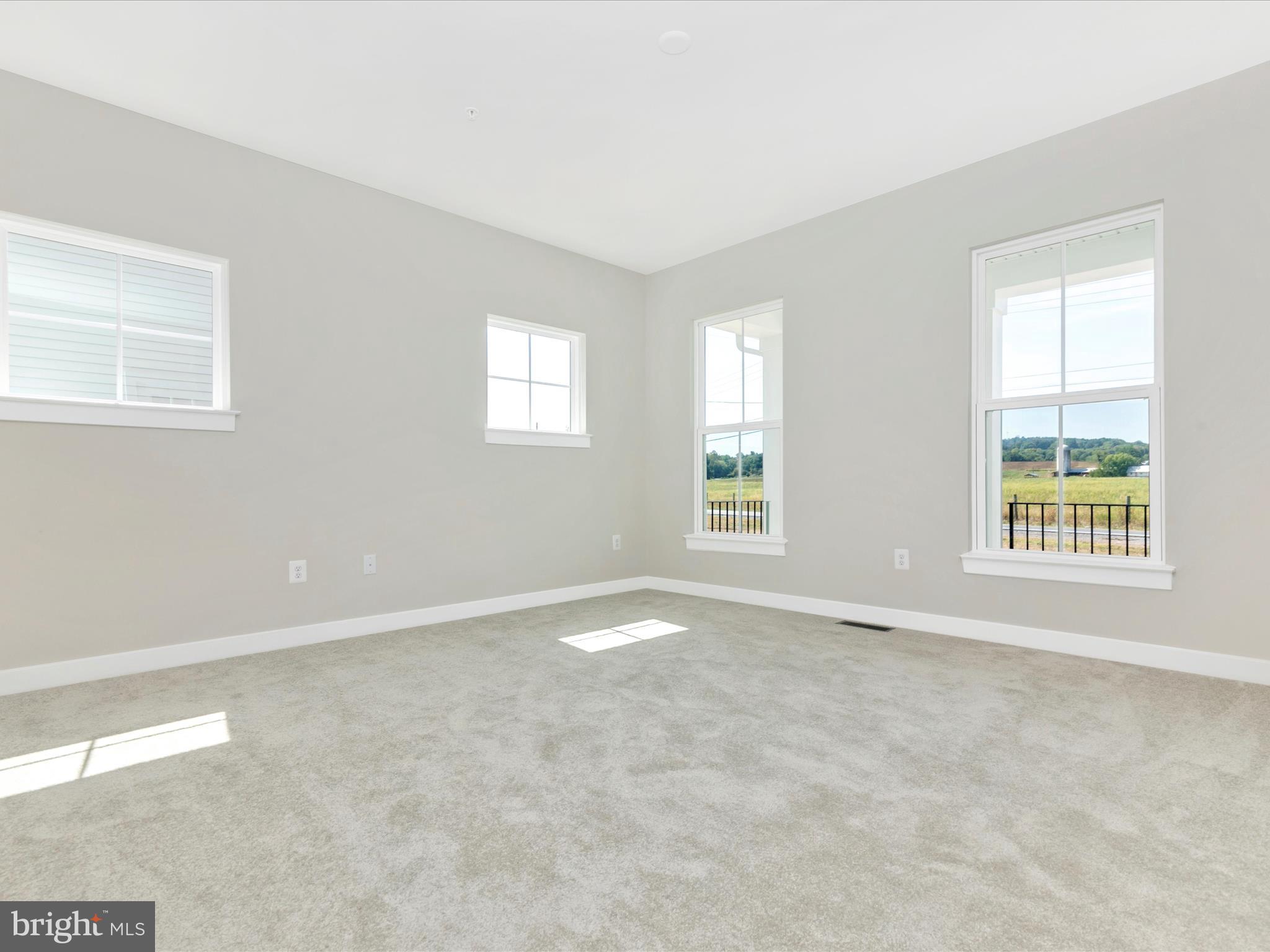 6703 Mt Phillip Road Frederick, MD 21703 - Photo 9 of 60 Office