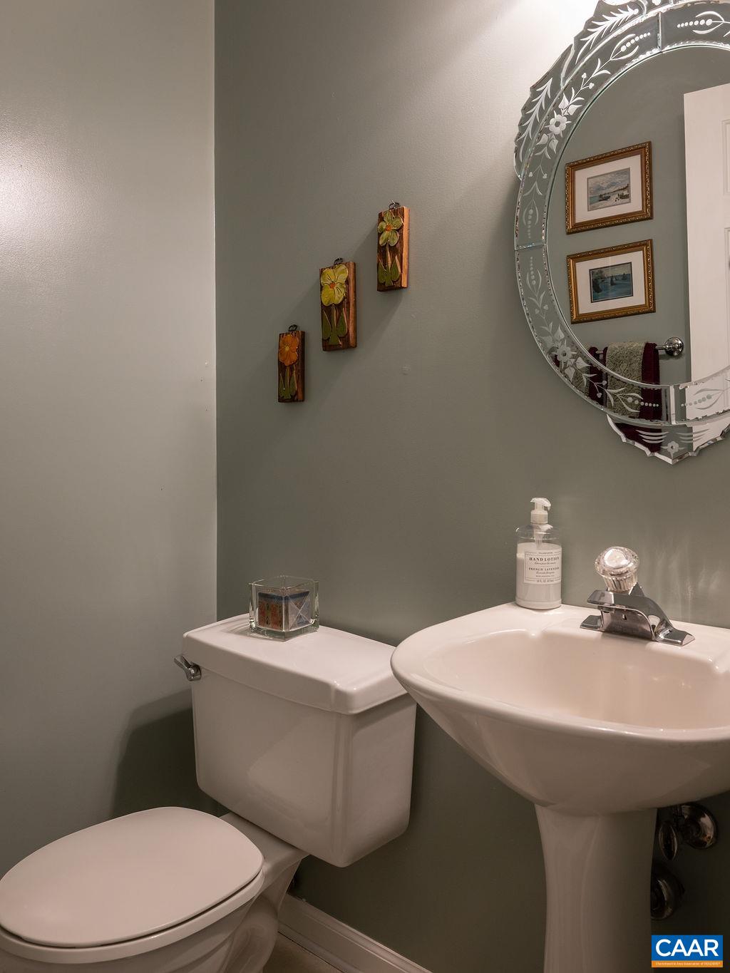 1335 Wimbledon Way Charlottesville, VA 22901 - Photo 15 of 24