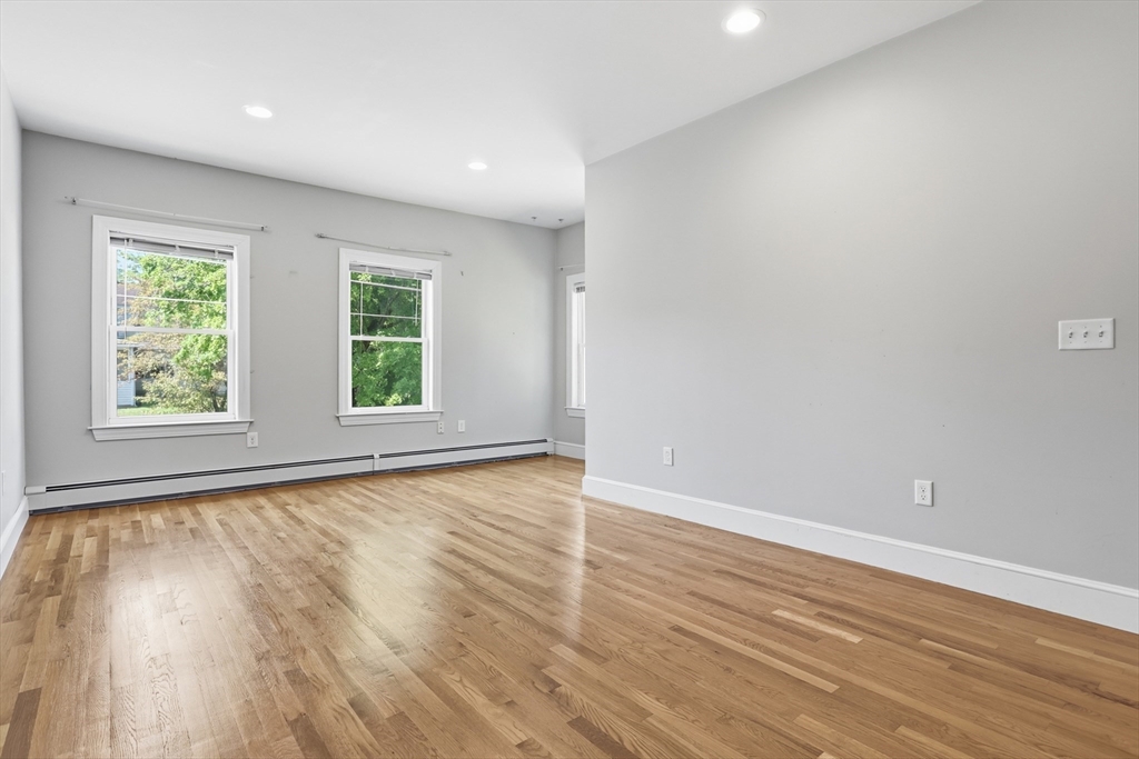 94 Summit Street, Unit 2 Clinton, MA 01510 - Photo 2 of 29