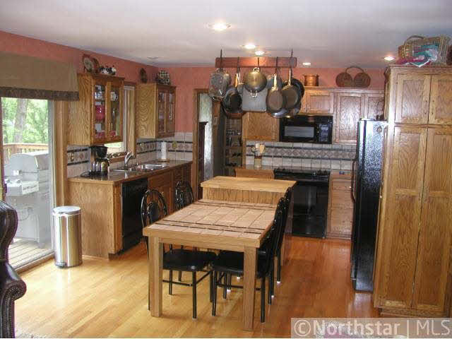 2119 Crosby Road Minnetonka, MN 55391 - Photo 8 of 11 Gallery Image 8