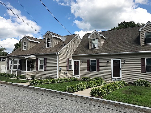 24 Miles Avenue Woonsocket, RI 02895 - Photo 2 of 27 Gallery Image 2